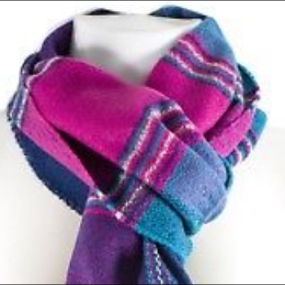 Top Rated ๐ 100% Cashmere Scarf - Picture 8 of 10